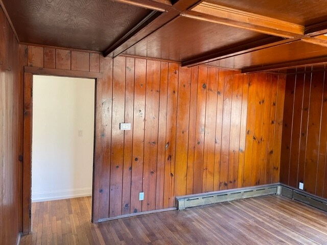 Livingroom - 133 Lake Hayward Rd