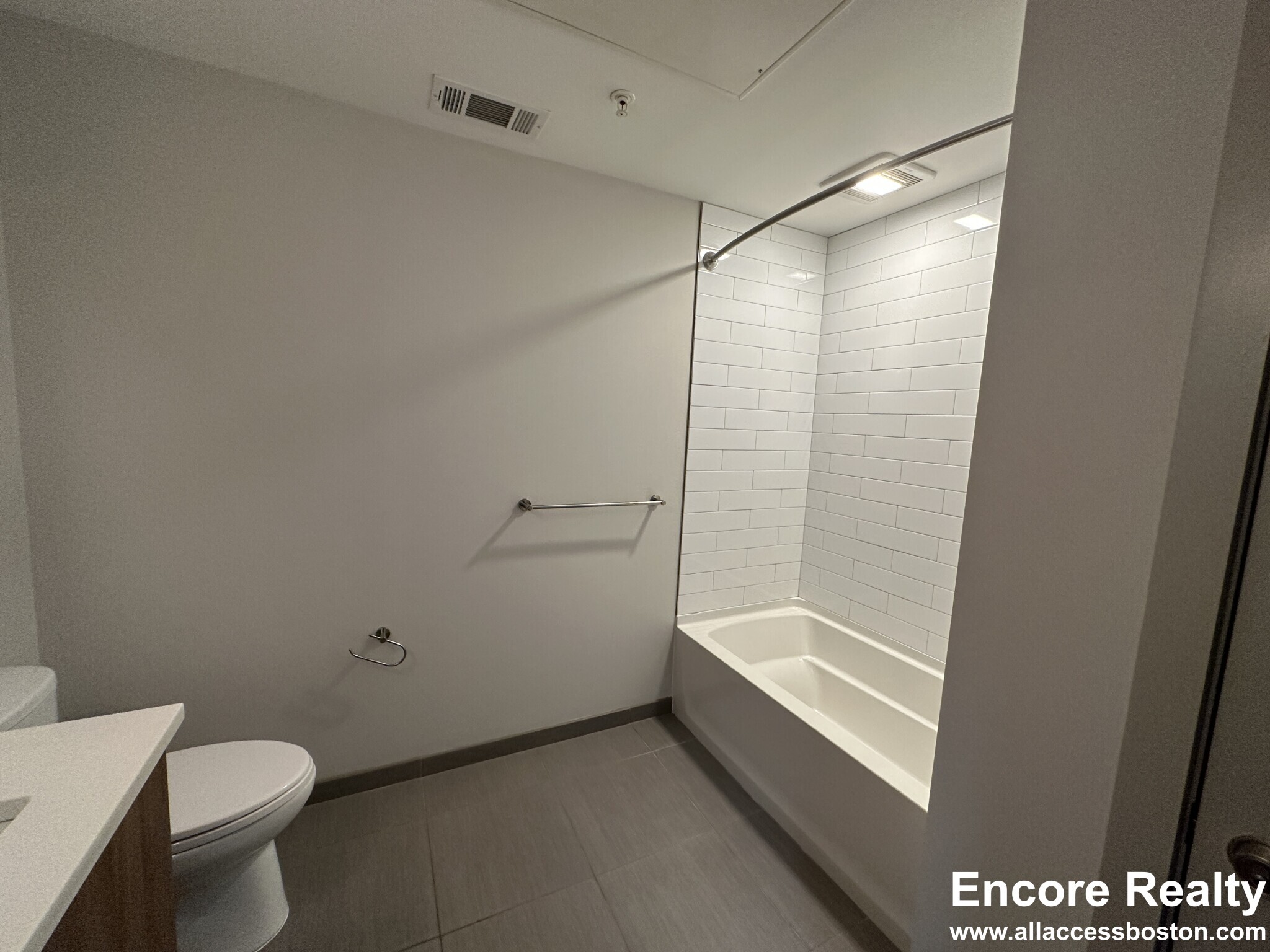 Building Photo - 21 Harris St