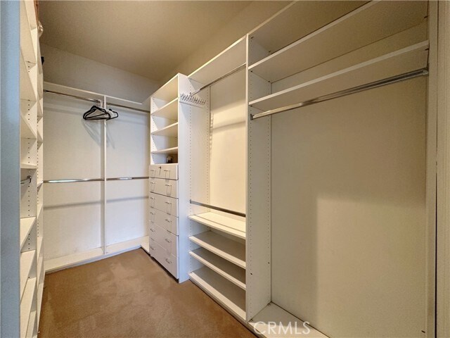 Building Photo - 320 S Willaman Dr
