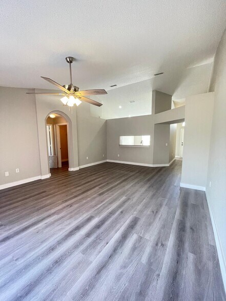 Living Room - 5306 Keely Ct