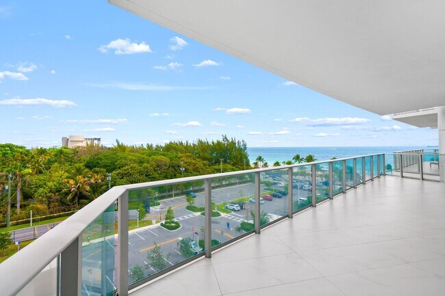 Building Photo - 701 N Fort Lauderdale Beach Blvd