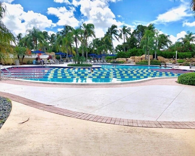 Building Photo - 10700 NW 66th St