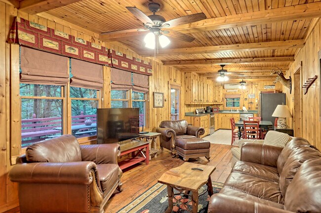 Building Photo - 6180 Crow Creek Rd