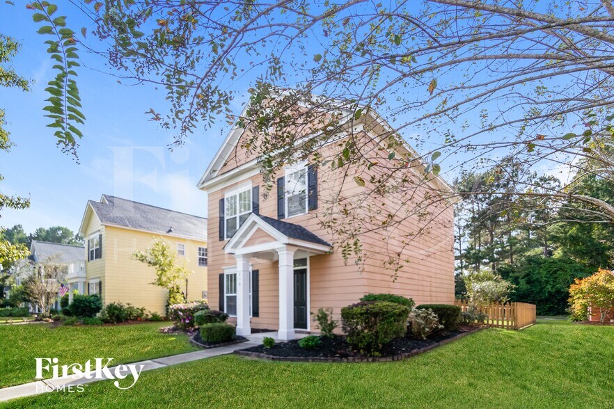 Building Photo - 216 Pimpernel St