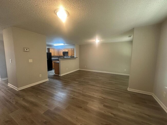 Primary Photo - 1435 Maple Valley Ct