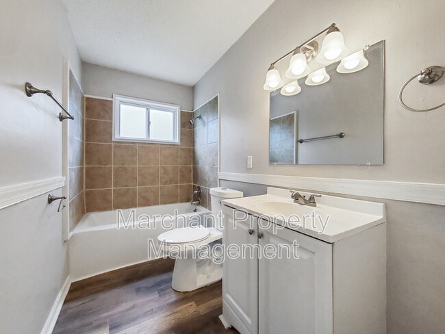 Building Photo - 719 Amy Gray Street