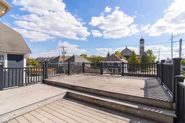 Building Photo - 1401 Marlowe Ave