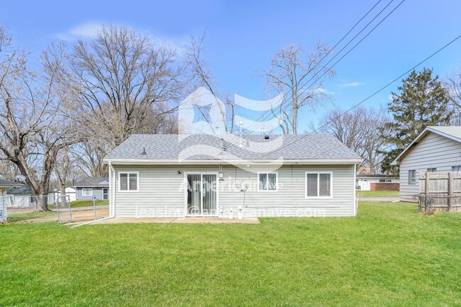 Building Photo - 1136 Northdale Ave
