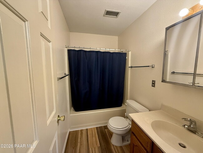 Building Photo - 350 Rim Rock Cir
