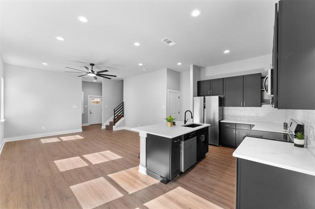 Building Photo - 612 N Robinson St