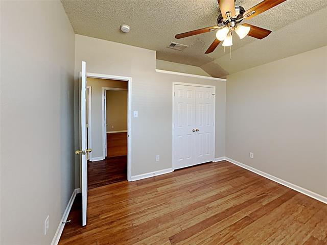Building Photo - 643 Big Oak Ct