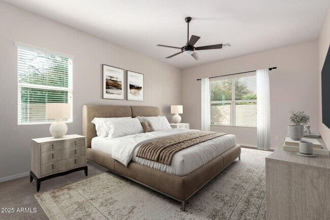 Building Photo - Stunning 4 bedroom, 3 bathroom home in the...