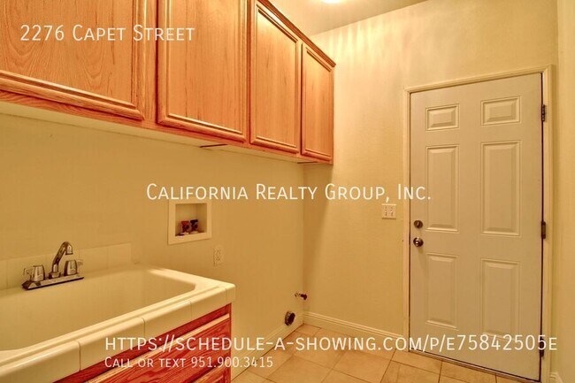 Building Photo - 2276 Capet St