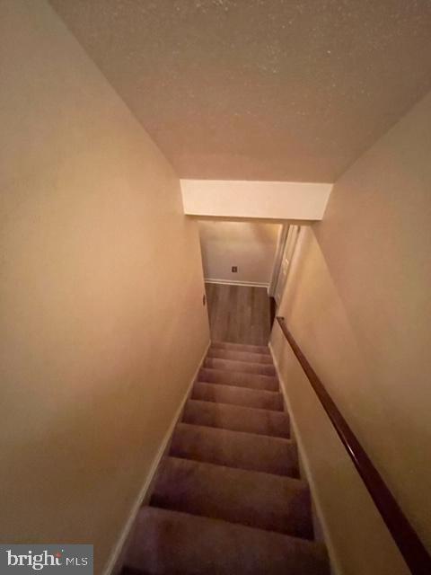 Building Photo - 13699 Southernwood Ct
