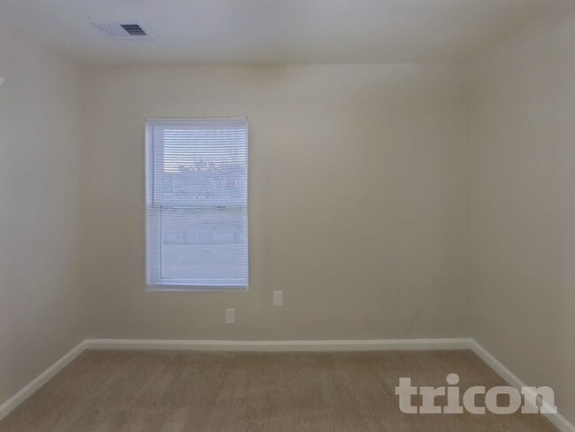 Building Photo - 238 Waterlemon Way