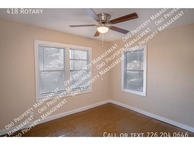 Building Photo - Amazing Newly Remodeled Home Near Downtown