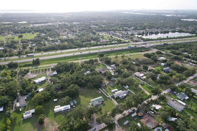 Building Photo - 3 Bedroom / 2 Bath House On An Acre