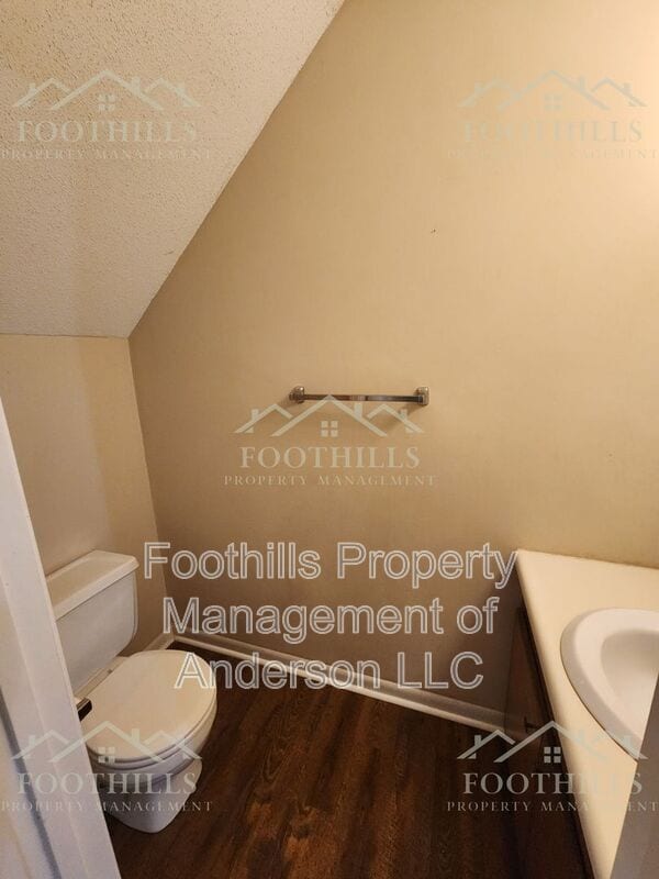 Building Photo - 4315 Lexington Way