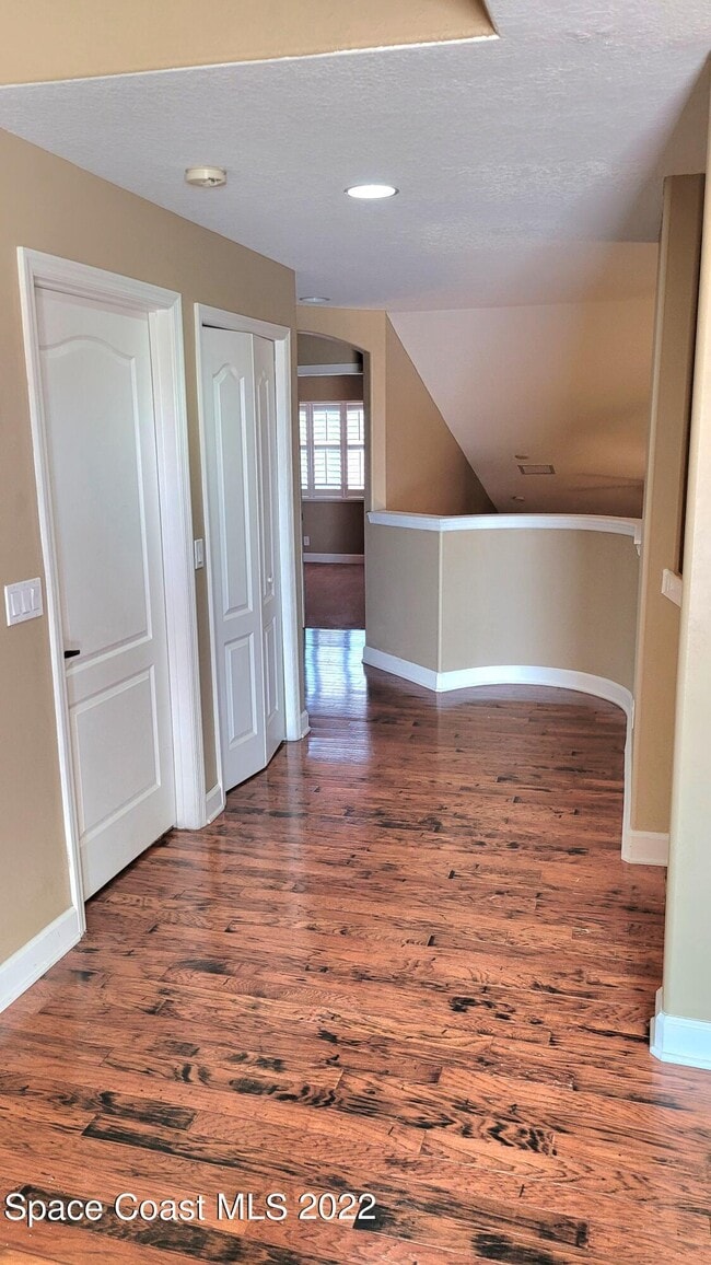 Building Photo - 2577 Sykes Creek Dr