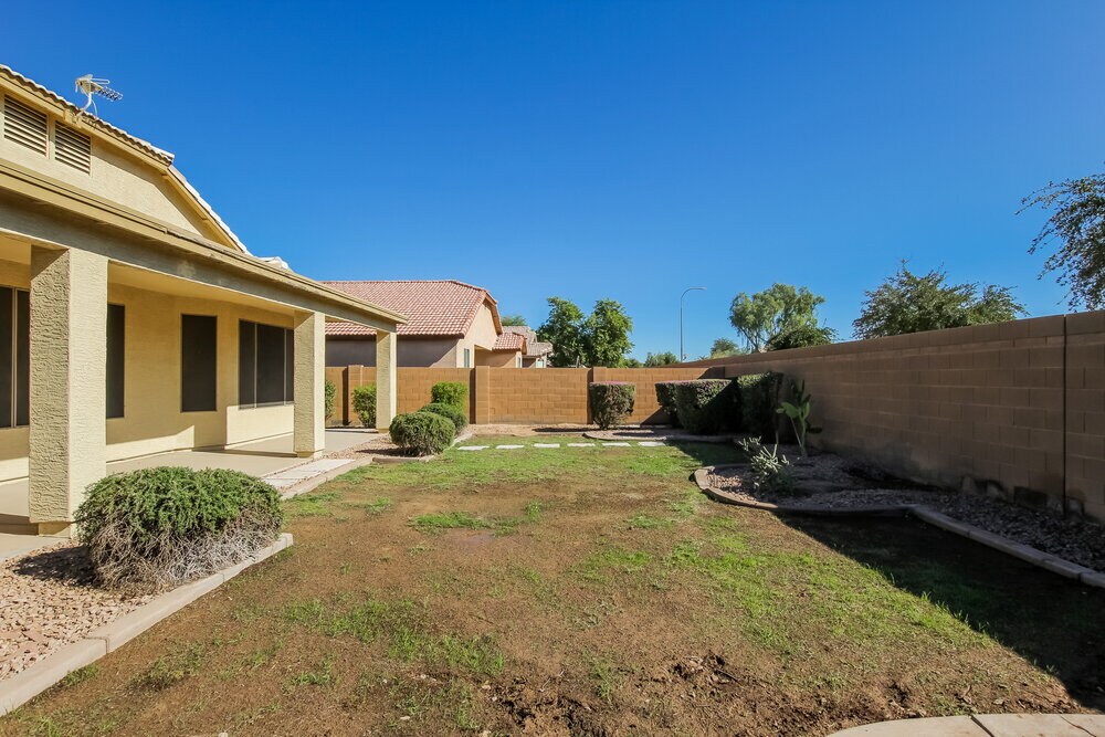 Building Photo - 4421 W St Kateri Dr