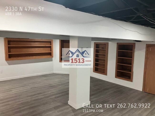 Building Photo - 2330 N 47th St