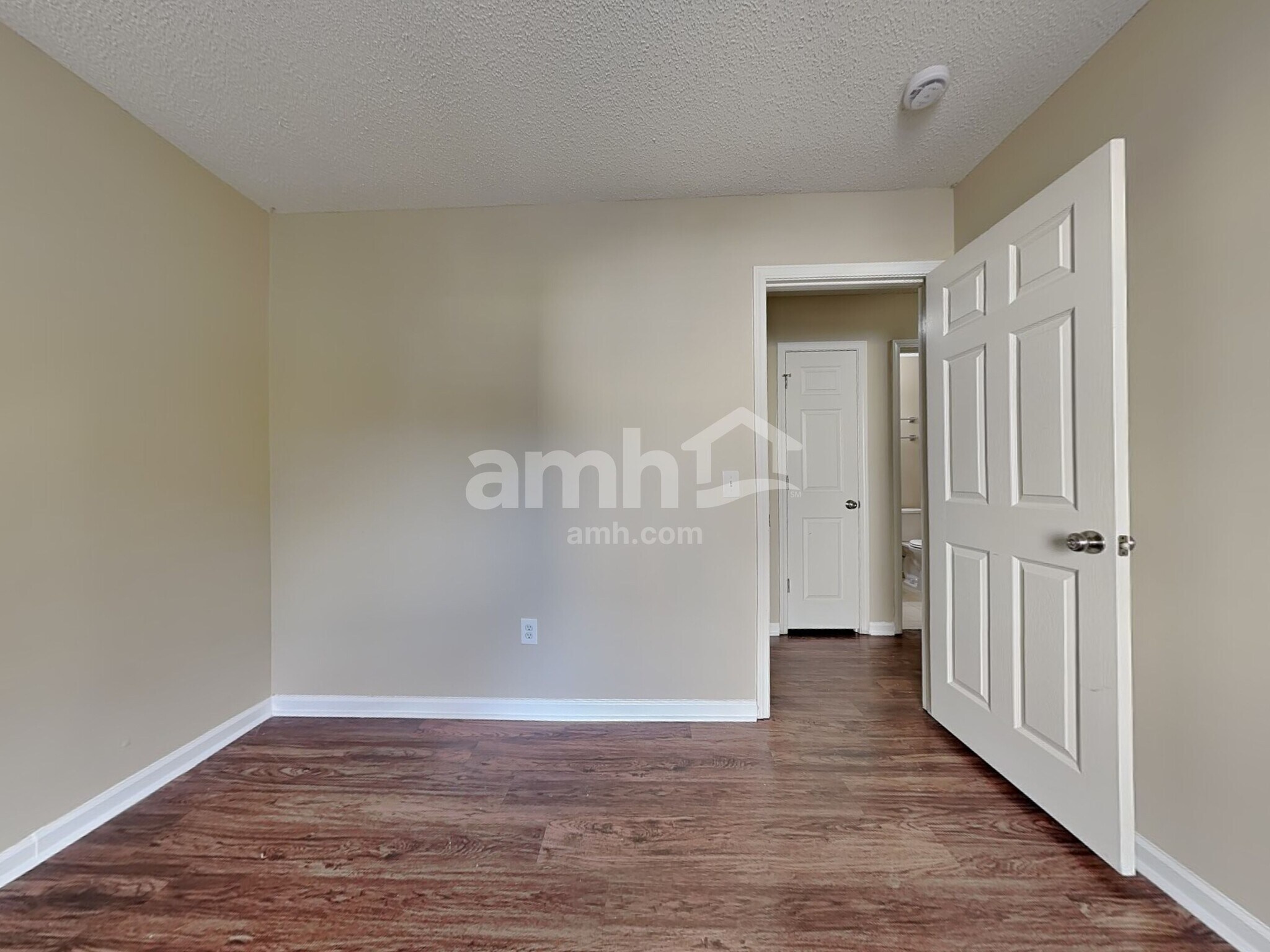 Building Photo - 25 Waterway Dr