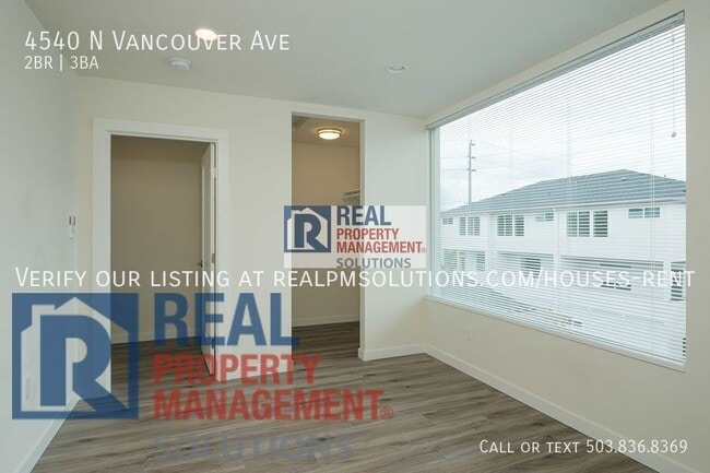 Building Photo - 4540 N Vancouver Ave