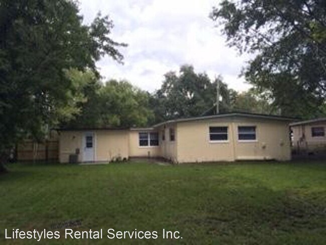 Building Photo - 4 br, 2 bath House - 7042 Rollo Rd