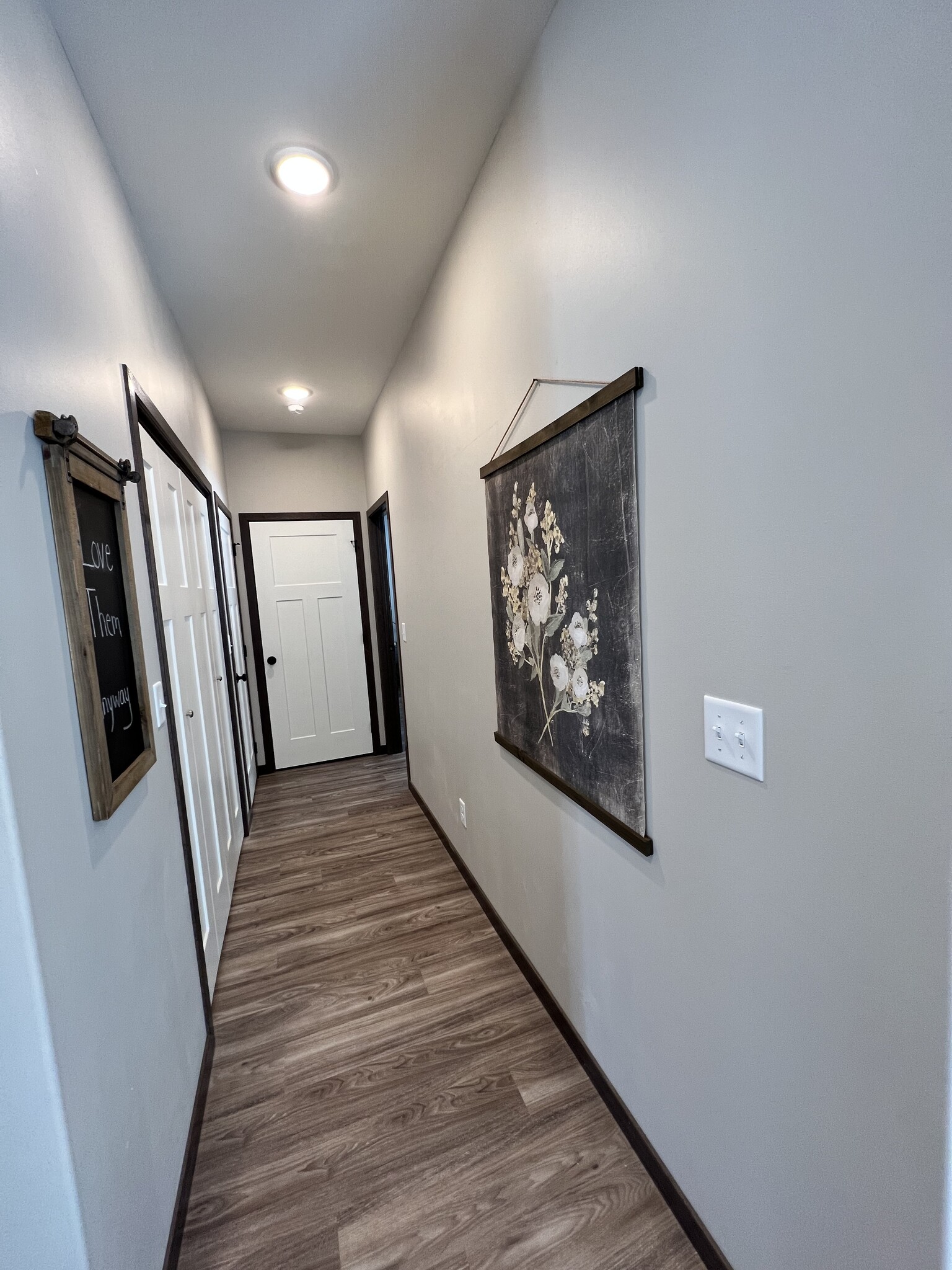 Xtra wide hallways - 300 Thumper Lodge Rd