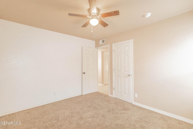 Building Photo - 14529 Jesus Almeida