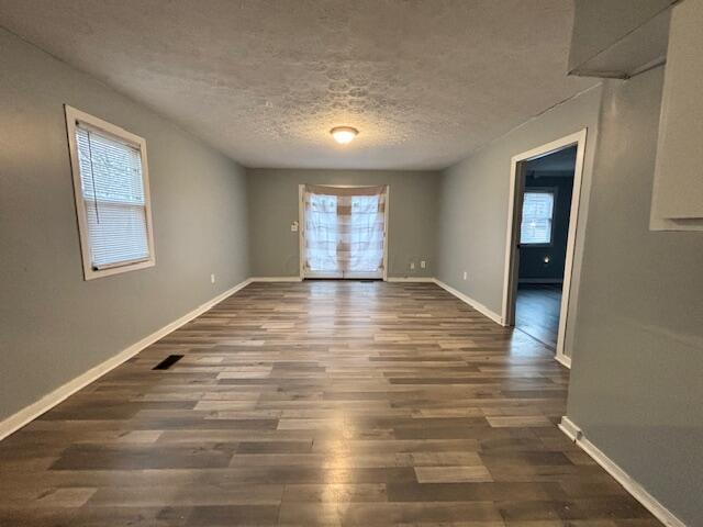 Building Photo - 2607 McGuffey Rd