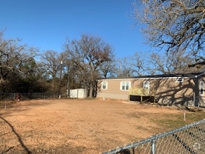 Building Photo - 5820 Arrowhead Dr