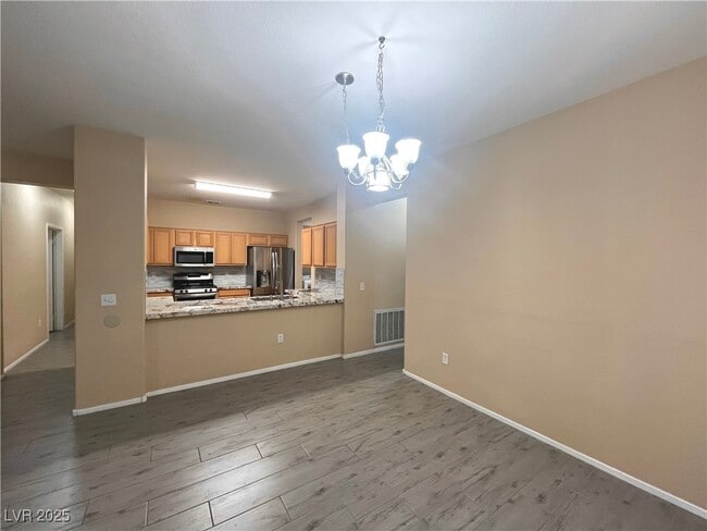 Building Photo - 673 Peachy Canyon Cir