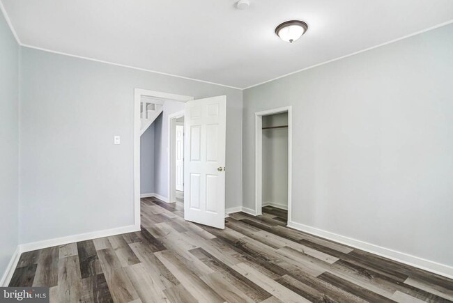 Building Photo - 6226 20th Ave