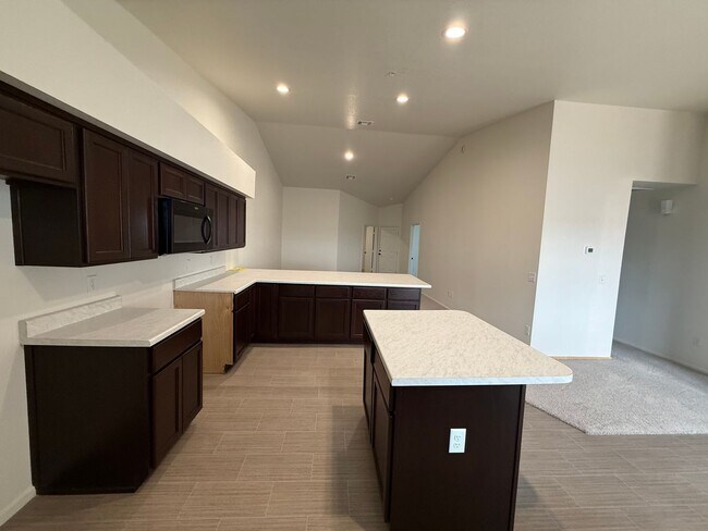 Building Photo - BRAND NEW Desert Sky Townhouse