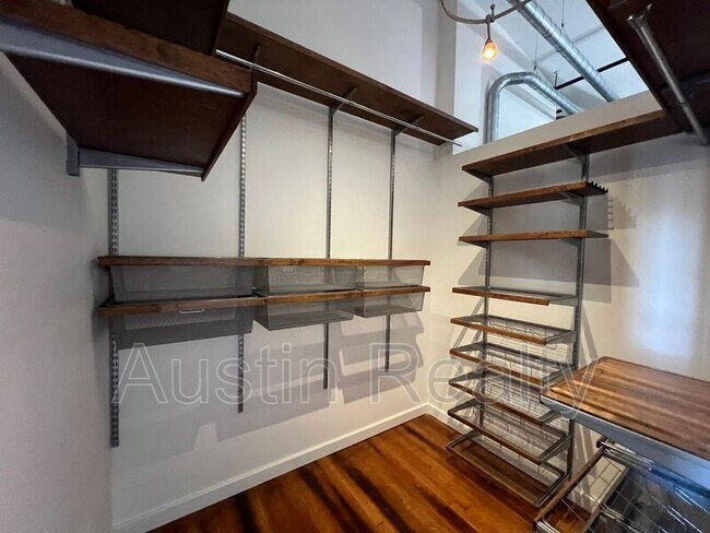 Building Photo - 1520 Washington Ave