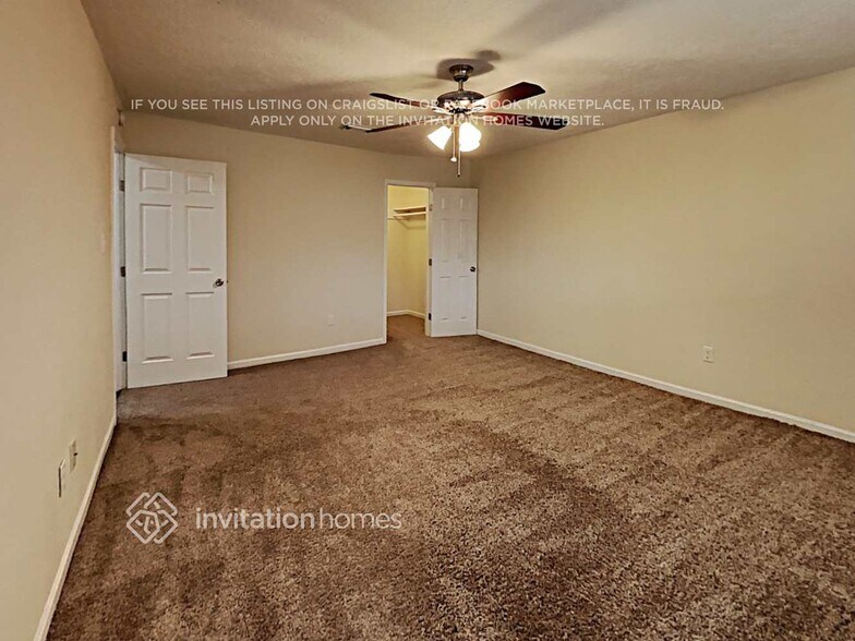 Building Photo - 16422 Oxnard Ln