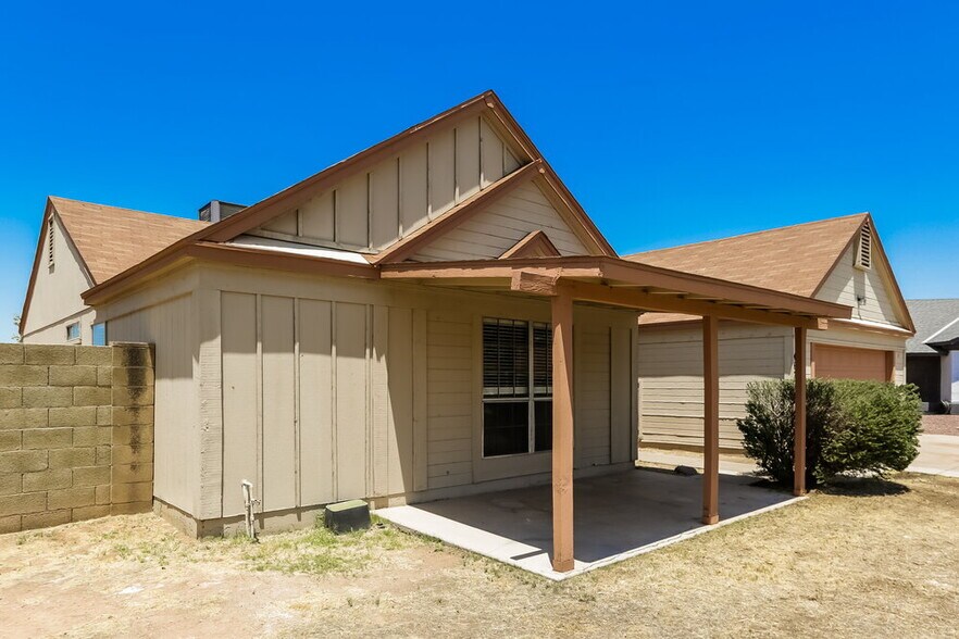 Building Photo - 4626 N 106th Ave