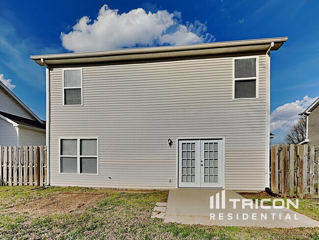 Building Photo - 2240 Crescent Valley Ln