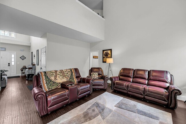 Building Photo - Spacious & Well-Maintained Home for Rent in North Charleston