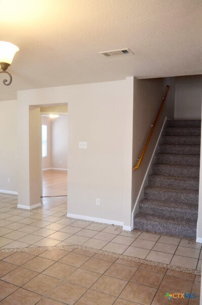 Building Photo - 5406 Oster Dr