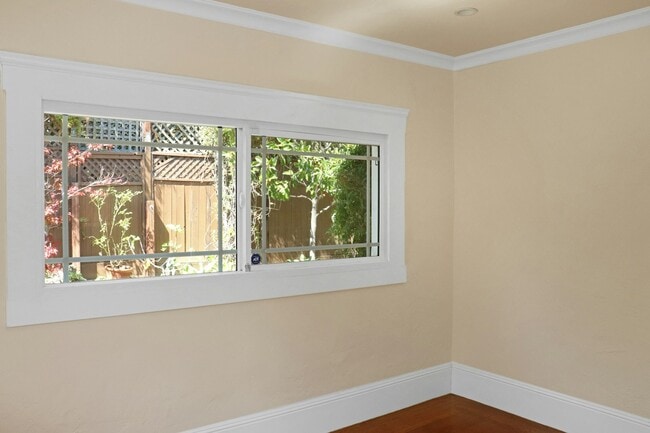 Building Photo - 1399 San Anselmo Ave