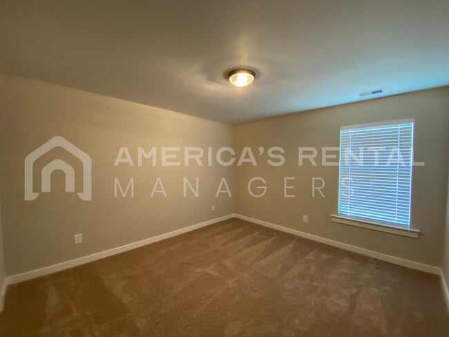 Building Photo - 1540 Brookhaven Dr