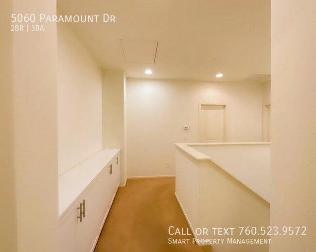 Building Photo - 5060 Paramount Dr