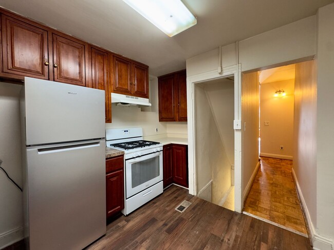 Building Photo - Large Four Bedroom Townhome in Pigtown