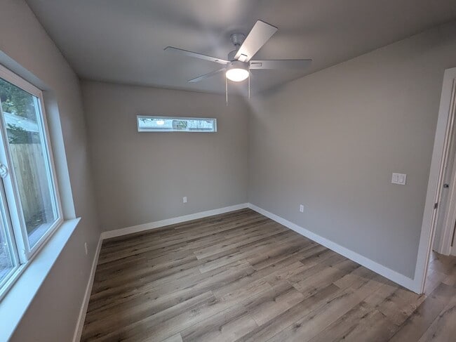 Building Photo - 312 Irene Ave