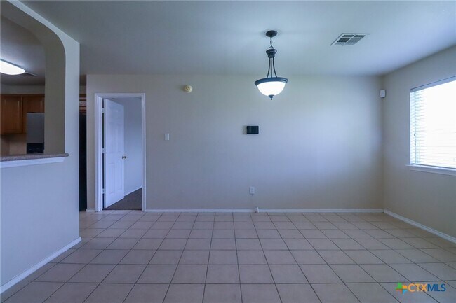 Building Photo - 1805 Lobrecht Ct