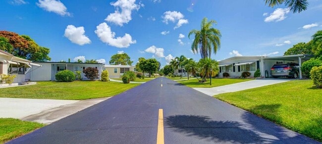 Building Photo - 4482 King Theodore Dr
