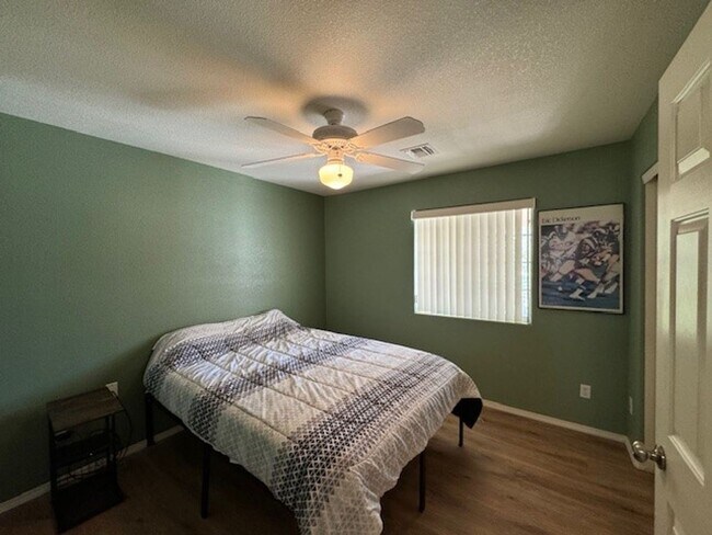 Building Photo - 3BR WINTER Vacation Home with Utilities Incl & RV PAD & Hookups, AVAILABLE 11-19-25