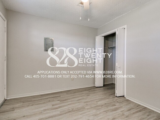 Building Photo - AVAILABLE NOW! 2 BD/1 BATH RENTAL IN NOBLE!